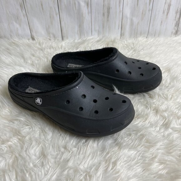 Crocs Women’s Faux Fur Lined Clogs – Black – Size 9 - Picture 1 of 9